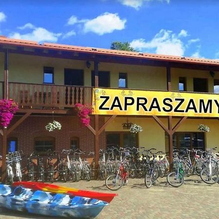 オストシツェ Gosciniec Zoskaホステル エクステリア 写真